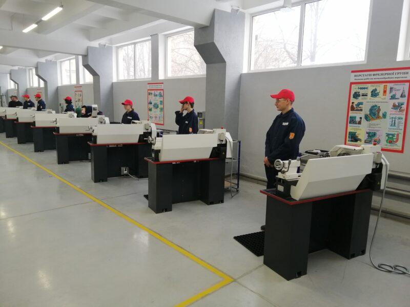 Відкриття трьох навчально-практичних центрів відбулося сьогодні в Кривому Розі на базі трьох учбових закладів.