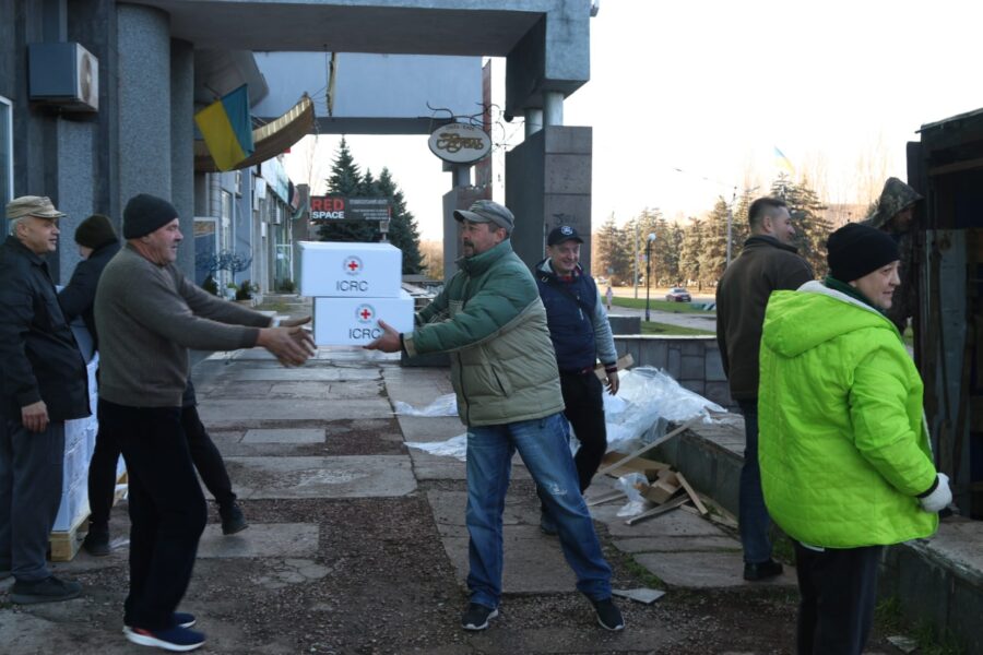 Для переселенців та військових: Криворіжжя отримало черговий транш гуманітарної допомоги з Чернівців