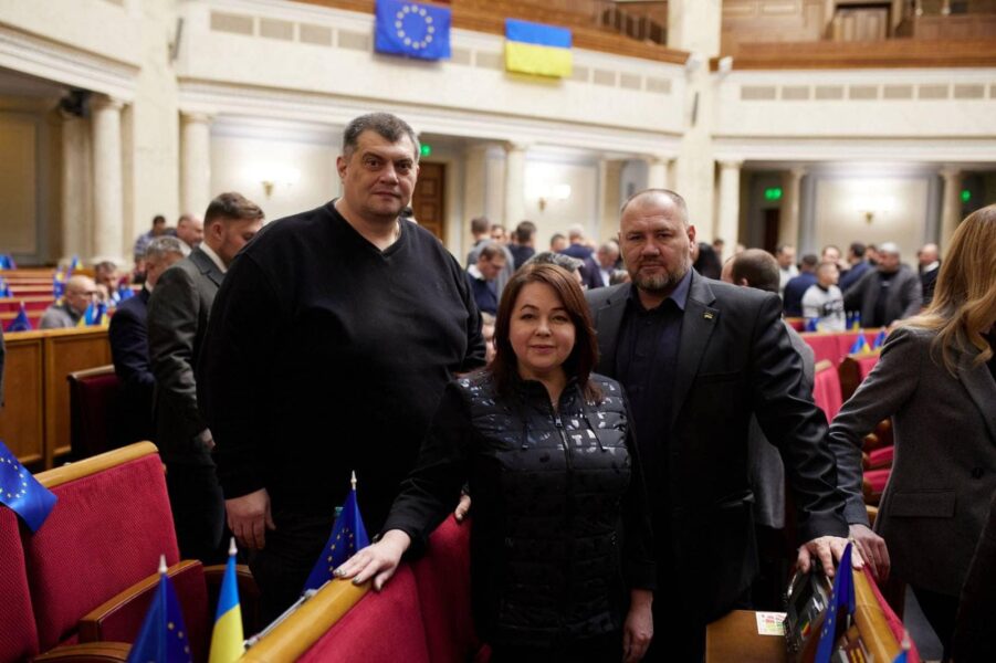 Підсумки сесії Верховної Ради від криворізьких нардепів
