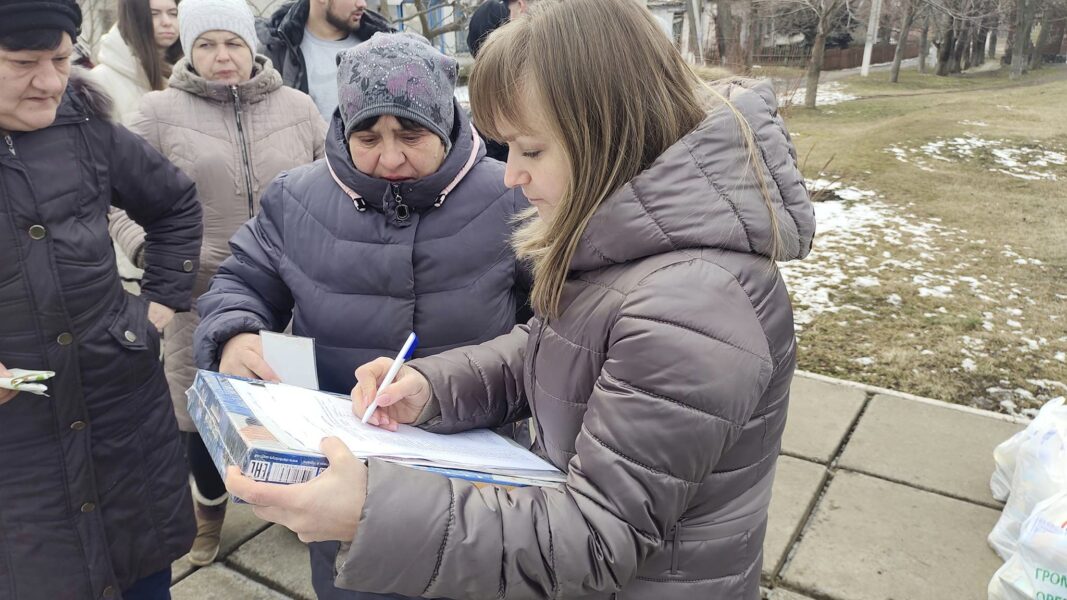 Криворізькі партійці підтримали мешканців прилеглих сіл
