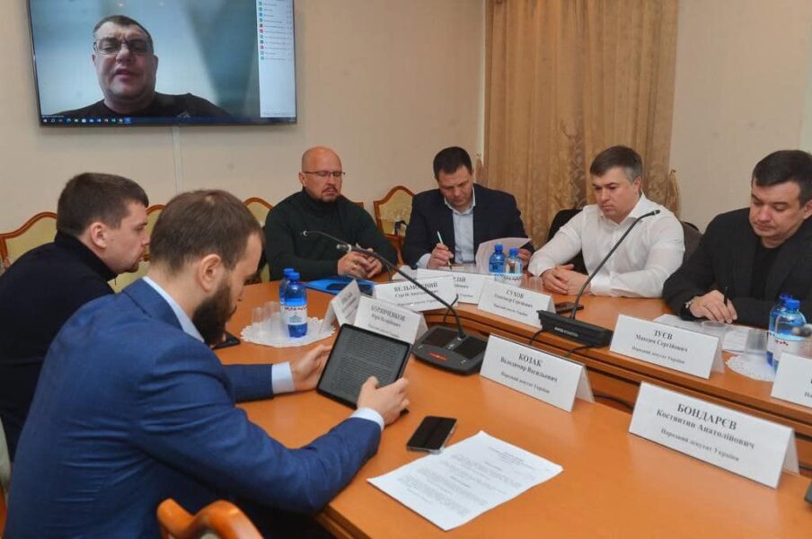 Засідання Комітету транспорту та інфраструктури. Про нові законопроєкти розповів Юрій Корявченков