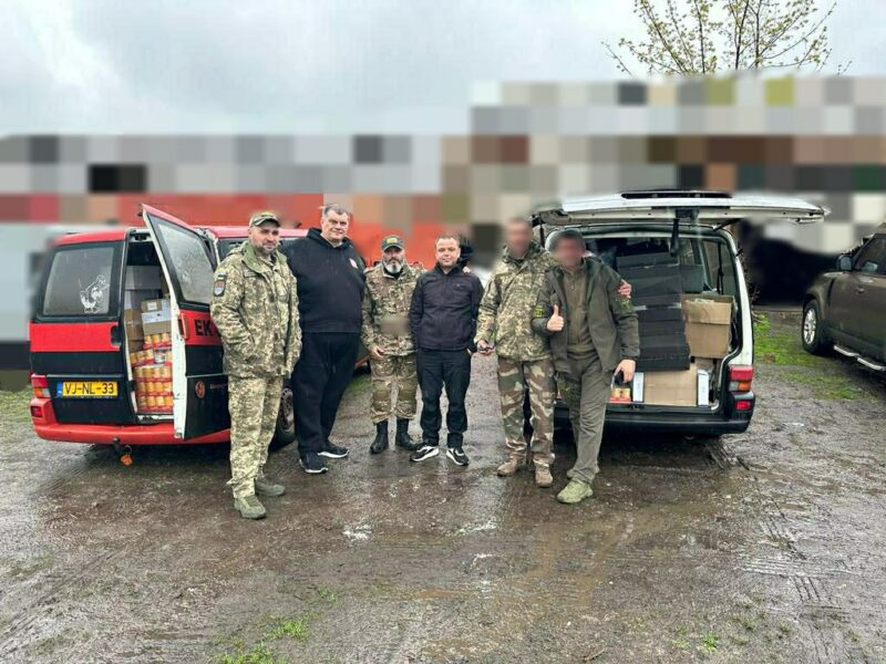 Керівництво криворізької «Слуги Народу» відвідало земляків-тероборонців на Донеччині