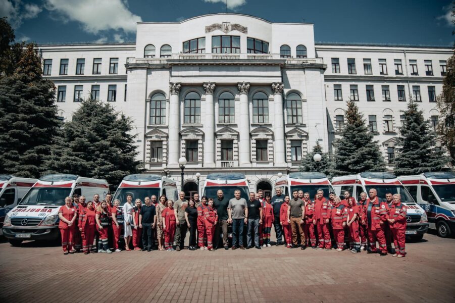 Дніпропетровщина отримала медичний спецтранспорт від польських партнерів