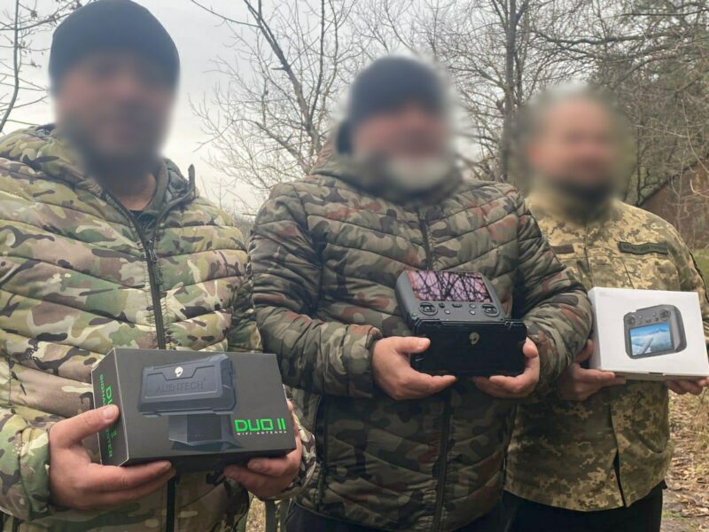 Для захисту неба: аеророзвідники отримали допоміжне устаткування завдяки жителям Криворіжжя