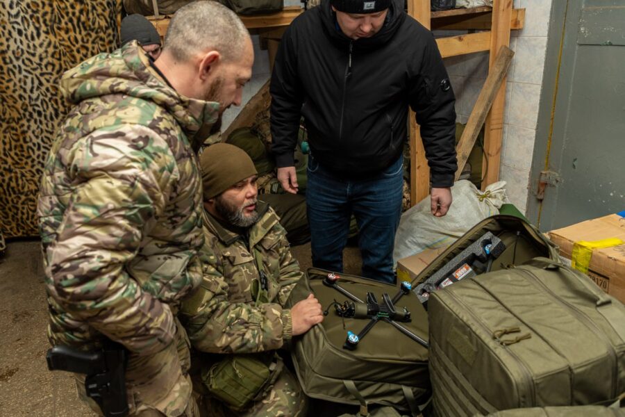 Різдвяне поповнення в арсеналі ЗСУ: захисники Донеччини отримали 120 дронів