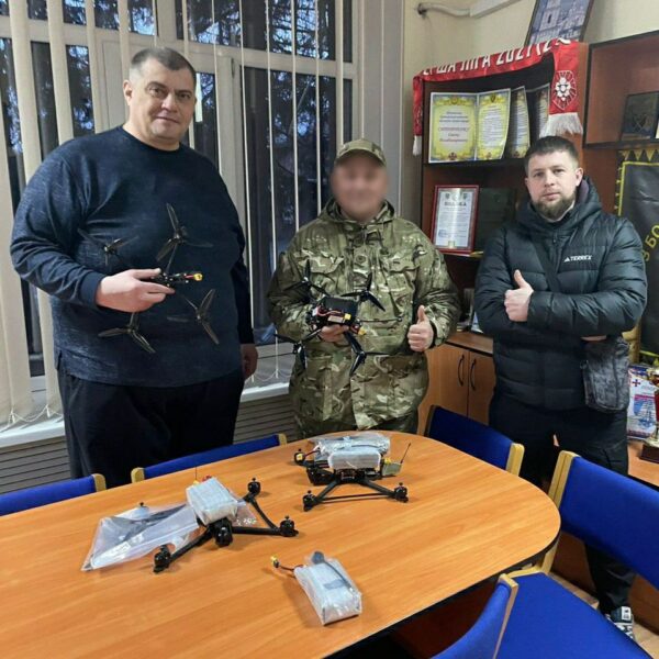 Криворізькі нацгвардійці, які боронять східний фронт, одержали дрони