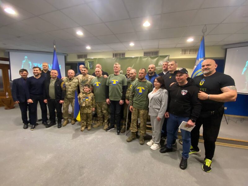 Незламні підтримують незламних: у Кривому Розі презентували ветеранський проєкт «ТитаниUA» (ВІДЕО)