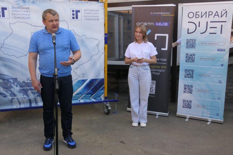 Освіта, наука і перспективи сучасної молоді: депутати від «Слуги Народу» завітали на низку заходів до Дня науки у ДУЕТ