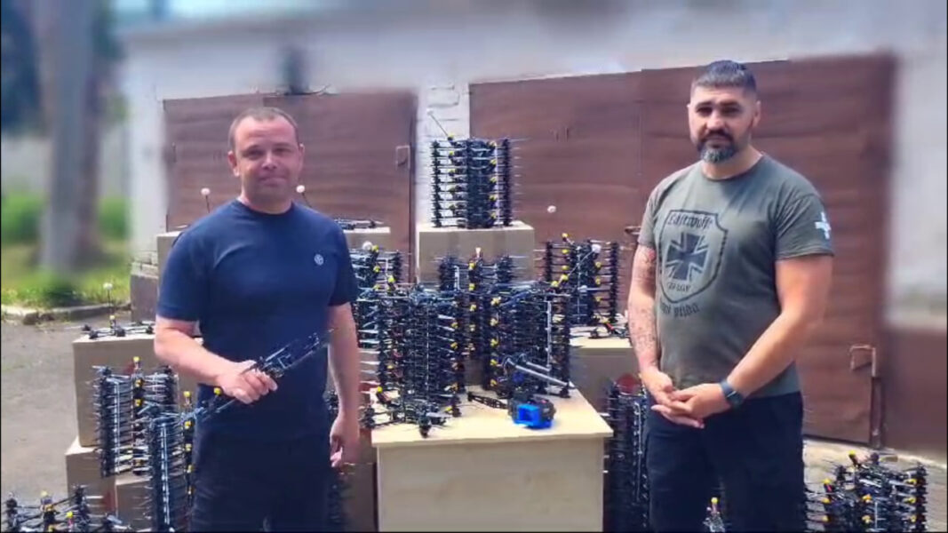 300 FPV-дронів передали третій штурмовій від криворізьких виробників