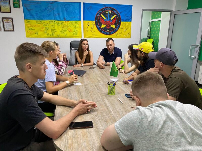 Як працює бюджет: криворізька молодь взяла участь у круглому столі