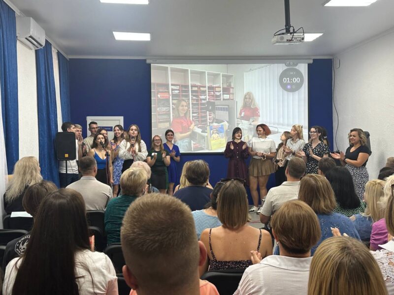 В Софіївці у молодіжного центру з’явився власний хаб. На його відкриття завітали й прихильники ЗеМолодіжки Кривий Ріг