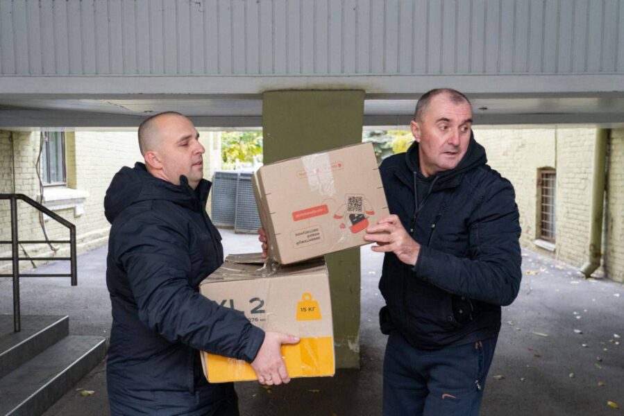 «Зимова» підтримка для військових від Дніпропетровщини