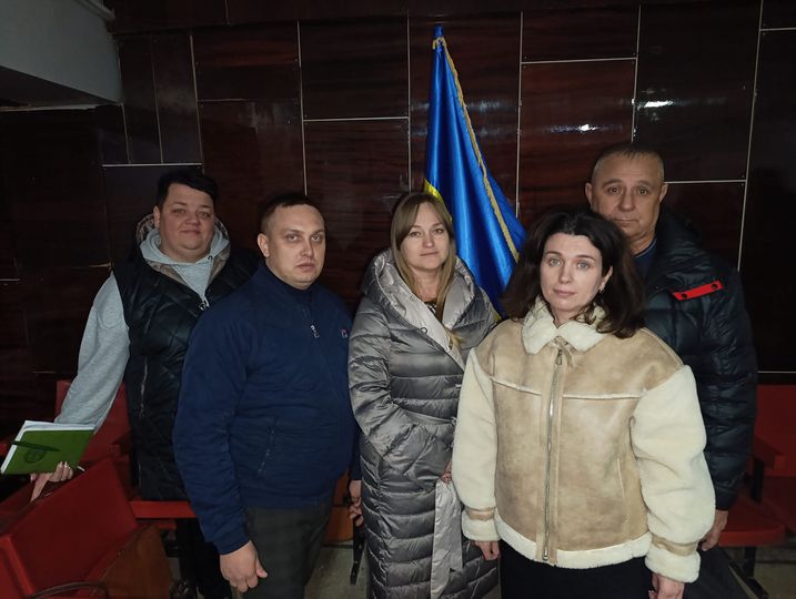 Розвиток інфраструктури, бюджетні питання, якісне надання комунальних послуг: про засідання сесії Тернівської районної ради