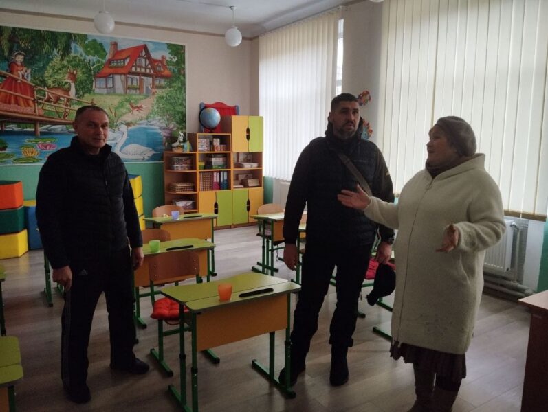 Безпечне навчання та стабільне водопостачання: як в громадах Криворіжжя вирішують нагальні проблеми?