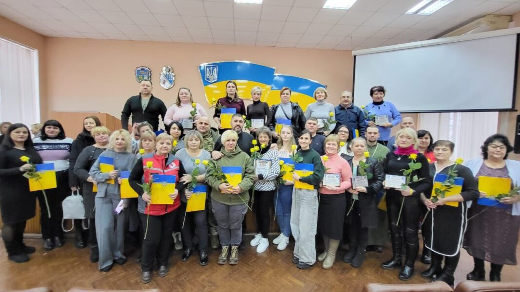 Тим, хто обрав собі за місію допомагати: на Криворіжжі привітали місцевих волонтерів