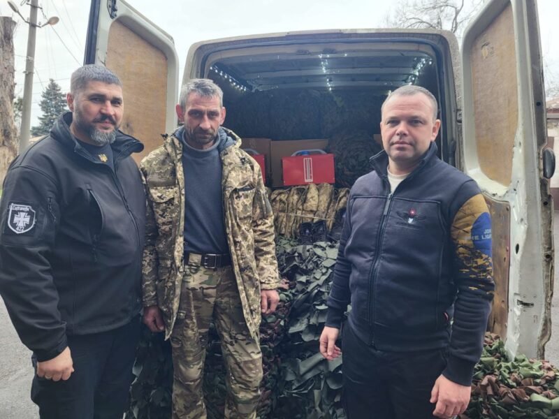 Вберегти захисників від ворожого ока: засоби маскування та інші корисні в роботі речі від Криворіжжя
