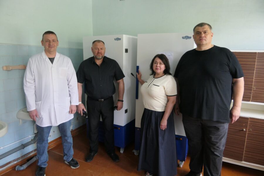 Зберігання плазми крові за сучасними стандартами: районна лікарня Криворіжжя отримала морозильне устаткування