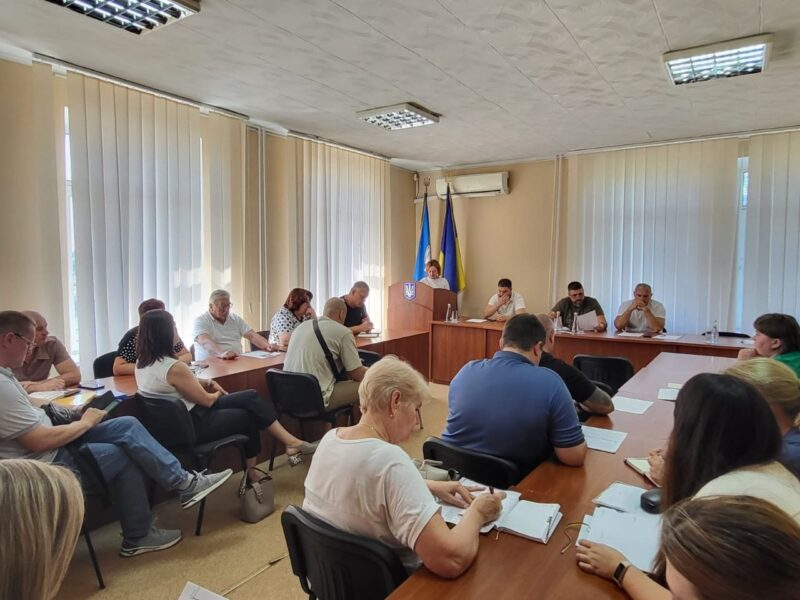 Безпека, освіта, оздоровлення дітей, ресурси для розвитку: на Криворіжжі обговорили ключові питання для громад