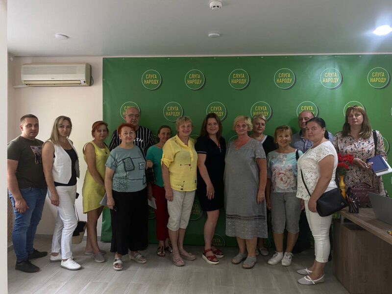 Право на якісні комунальні послуги: в Кривому Розі говорили про ЖКГ, захист прав споживачів та ресурси розвитку ОСББ