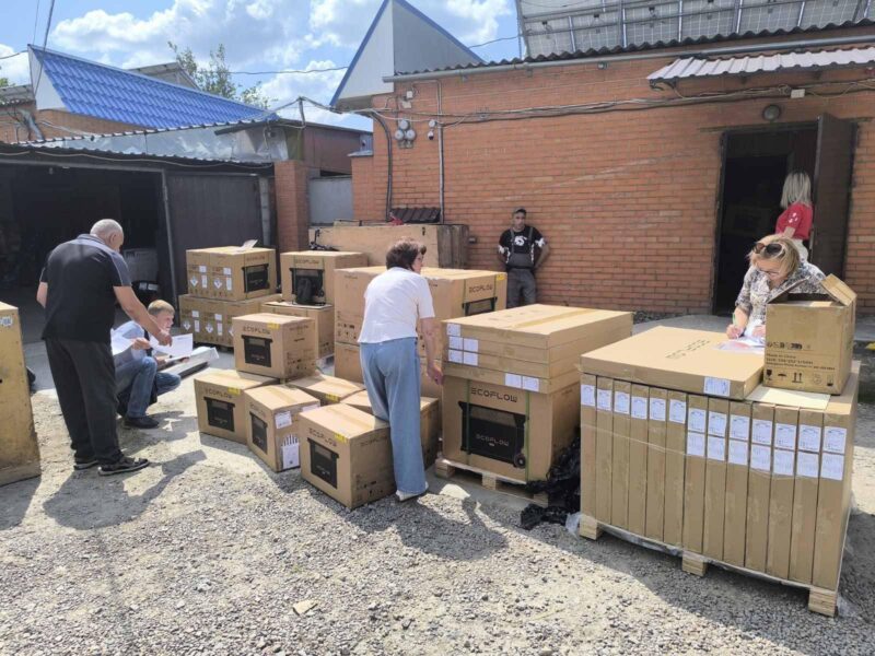 Джерела енергії для Девладівщини: громада отримала станції EcoFlow Delta від партнерів з Люксембургу
