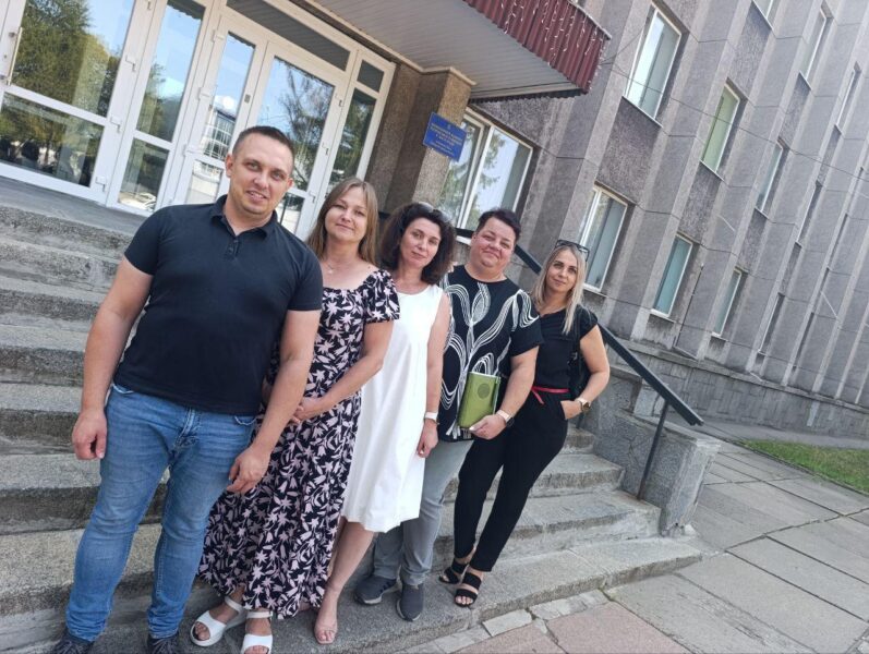 Догляд за територією, підтримка жителів, організаційні питання: про підсумки сесії в Тернівському районі