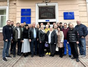 Позачергова сесія Центрально-Міської районної у місті ради: основні рішення