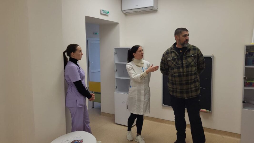 Від хірургії до педіатрії: керівництво району перевірило роботу однієї з лікарень Криворіжжя