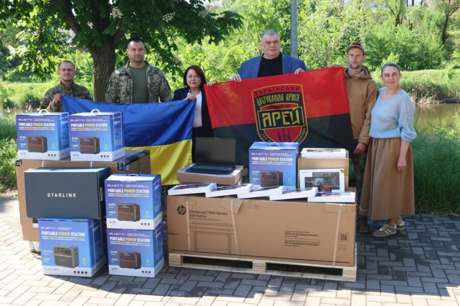 Підсилення штурмовиків «Арею»: військові отримали техніку від «Слуги Народу»
