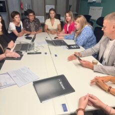Подолання бар’єрів: у Кривому Розі «Зе!Жінки» організували діалог про інклюзію для дітей