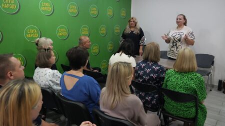 Стійкість спільноти завдяки підтримці: у Покровському районі говорили про соцполітику та існуючі механізми допомоги